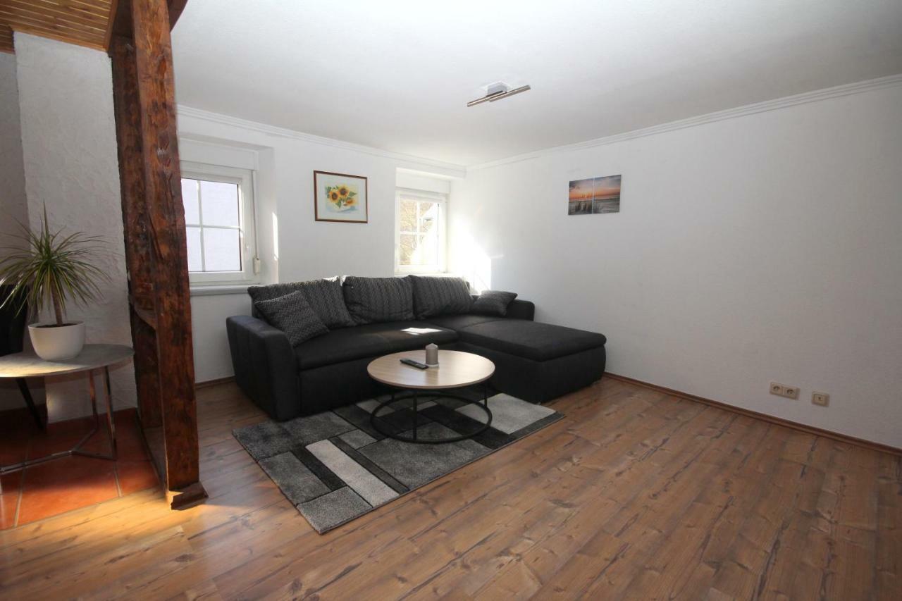 Ferienwohnung Ehlen Im Alten Winzerhaus ツェルティンゲン・ラハティグ エクステリア 写真