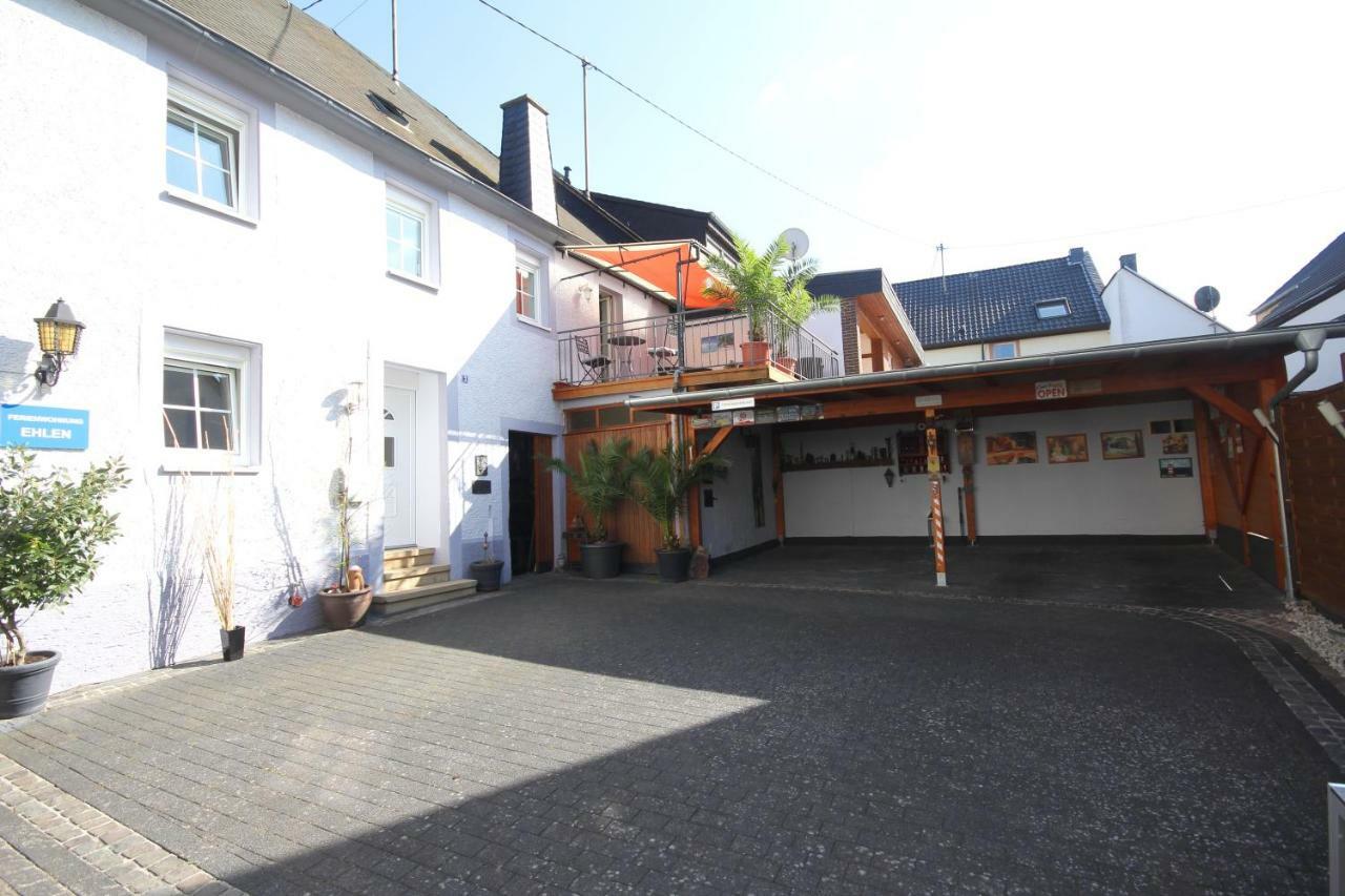 Ferienwohnung Ehlen Im Alten Winzerhaus ツェルティンゲン・ラハティグ エクステリア 写真